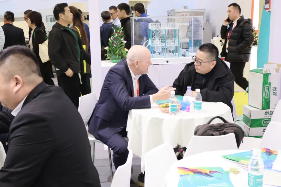 CHINACOAT On-Site Report | Boyee Booth Remains a Hotspot: Why Global Clients Keep Flocking to Visit？